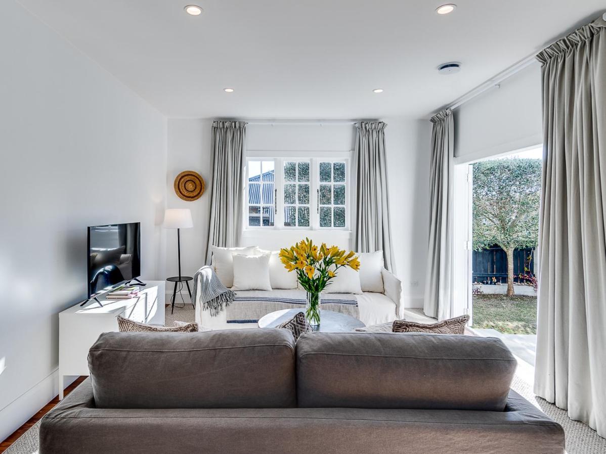 Gem On Gillean - Havelock North Holiday Home Экстерьер фото