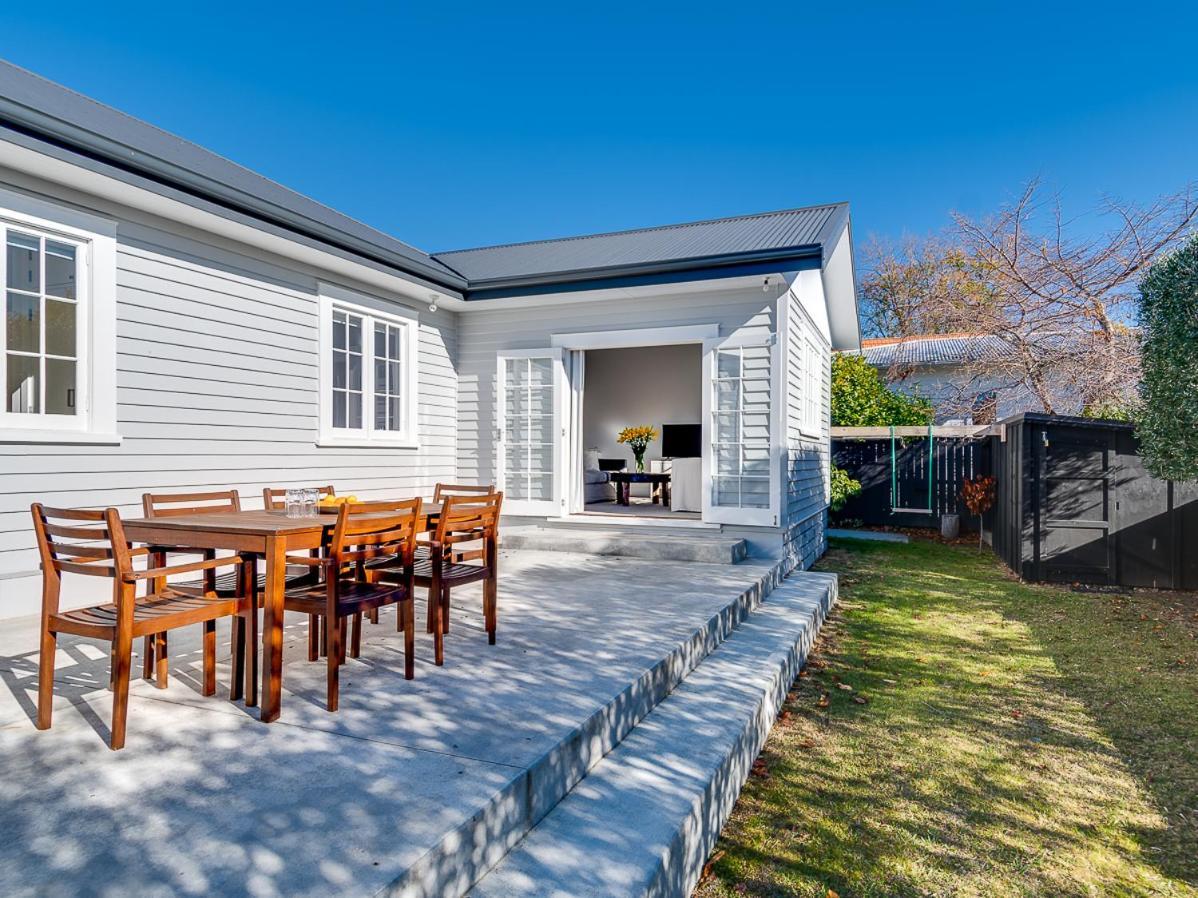 Gem On Gillean - Havelock North Holiday Home Экстерьер фото