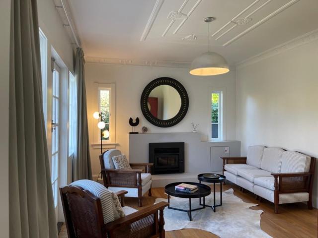 Gem On Gillean - Havelock North Holiday Home Экстерьер фото